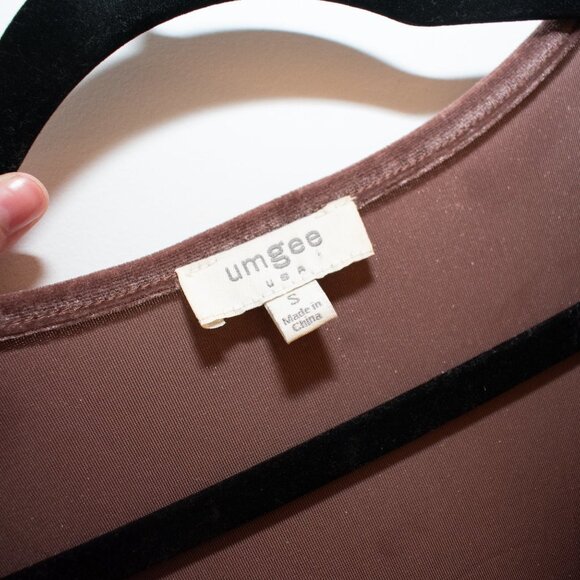 Umgee Boho Babydoll Velvet Almond V Neck Tunic Top Hi-Low Hem Size Small - Picture 3 of 5